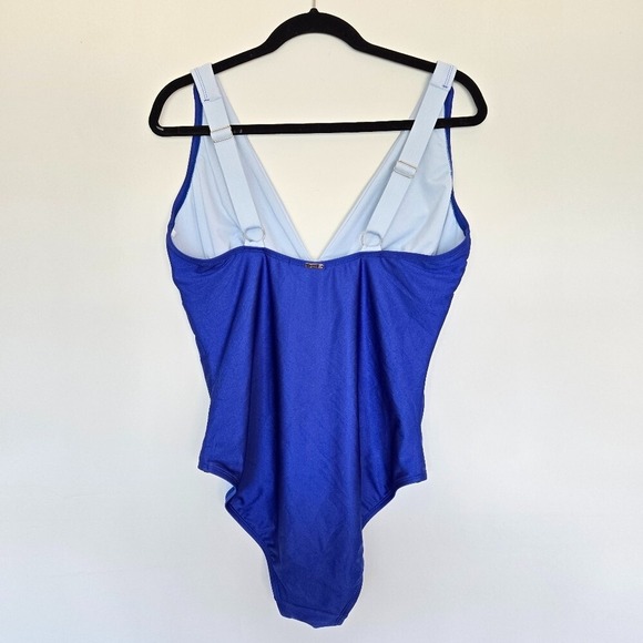 DKNY Plunging Blue Colorblock Swimsuit Size 16 Summer Vacation Minimalist Chic - Picture 5 of 8